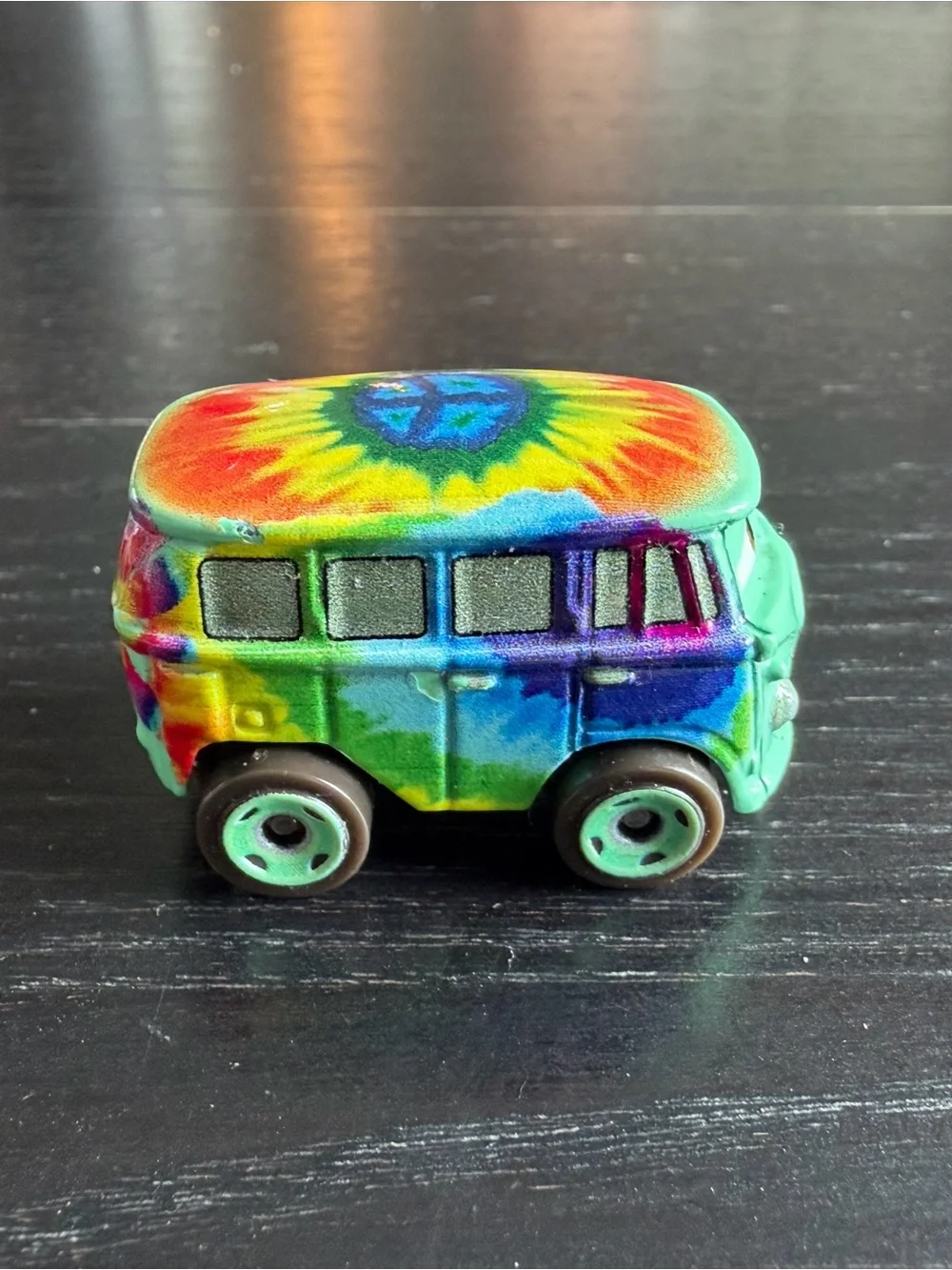 DISNEY PIXAR CARS MINI RACERS PEACE TIE DYE FILLMORE- LOOSE- PUC DIE CAST